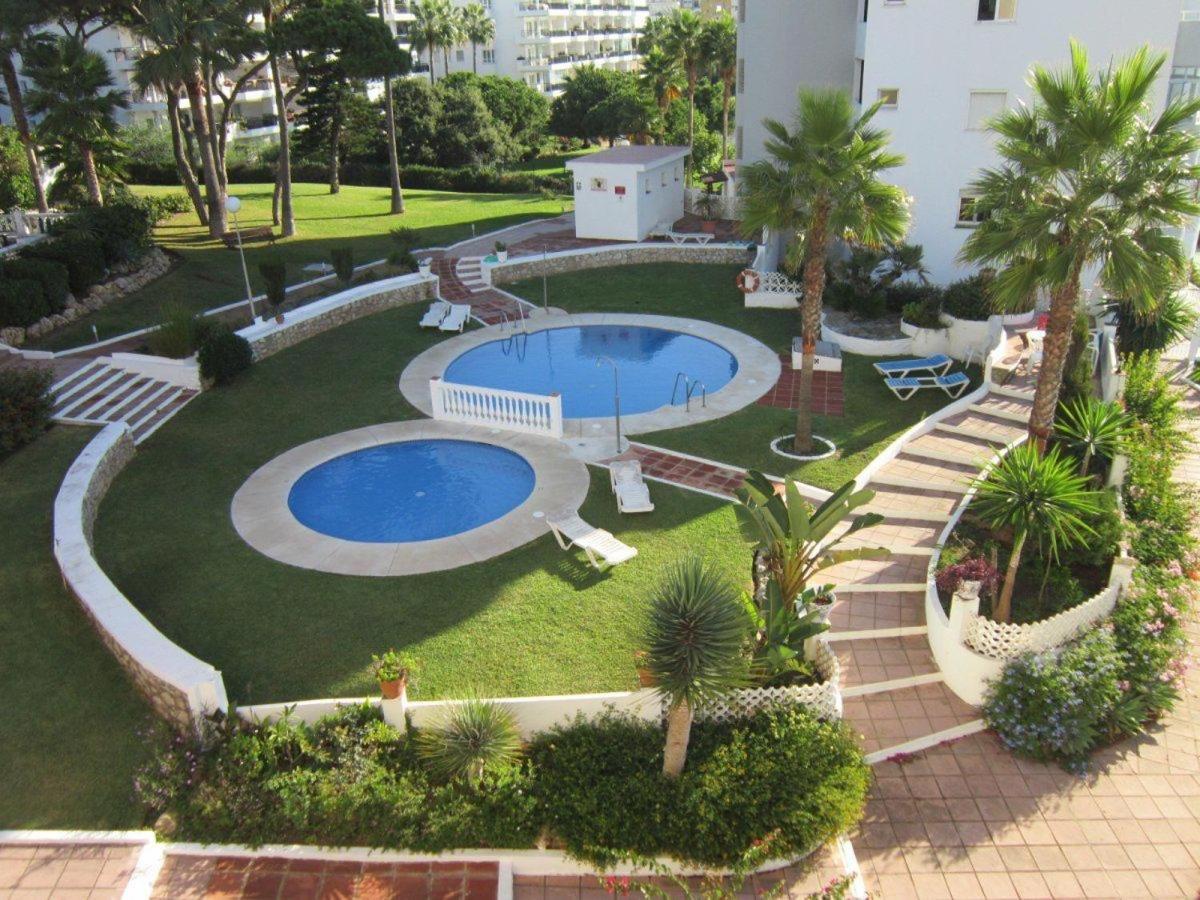 Beachfront Apartment In Calahonda MIJAS COSTA Bagian luar foto